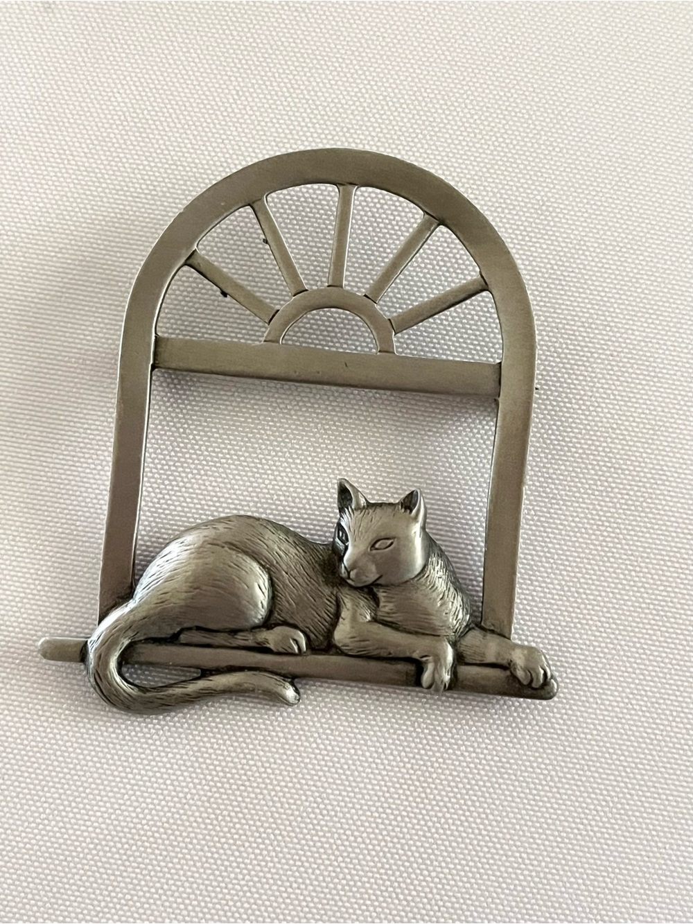 Vintage JJ Jonette Cat In The Window Brooch